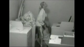 Lesbianes en una sala de bugaderia