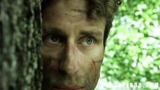 U lijepa djevojka ima nešto više nego samo sise, dupe i lijepo lice