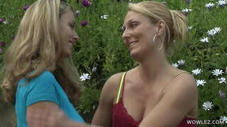 Tits nui i runga i moe wahine rampage